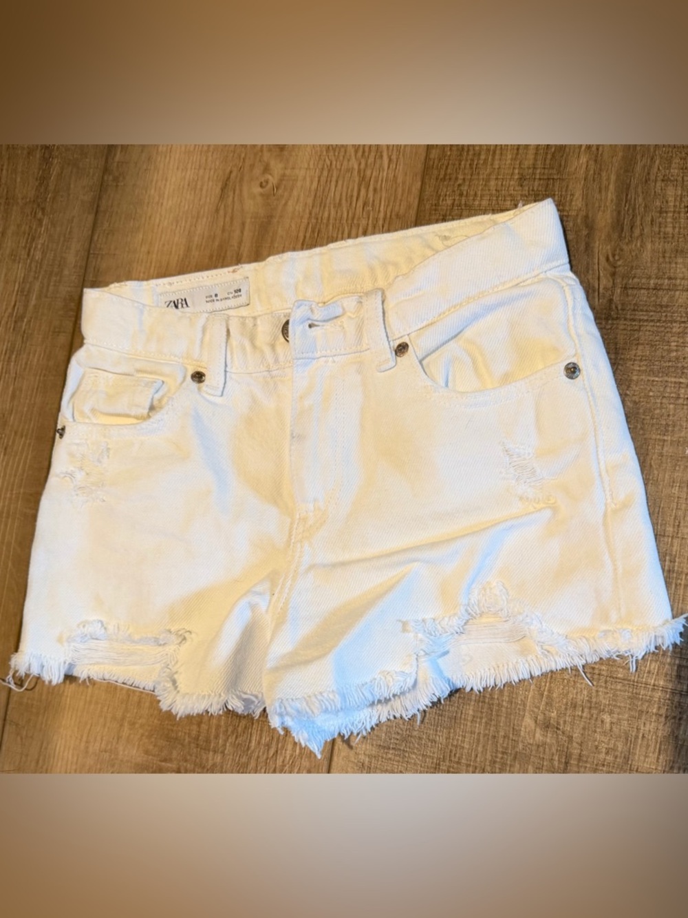 Zara White Frayed Hem Denim Shorts